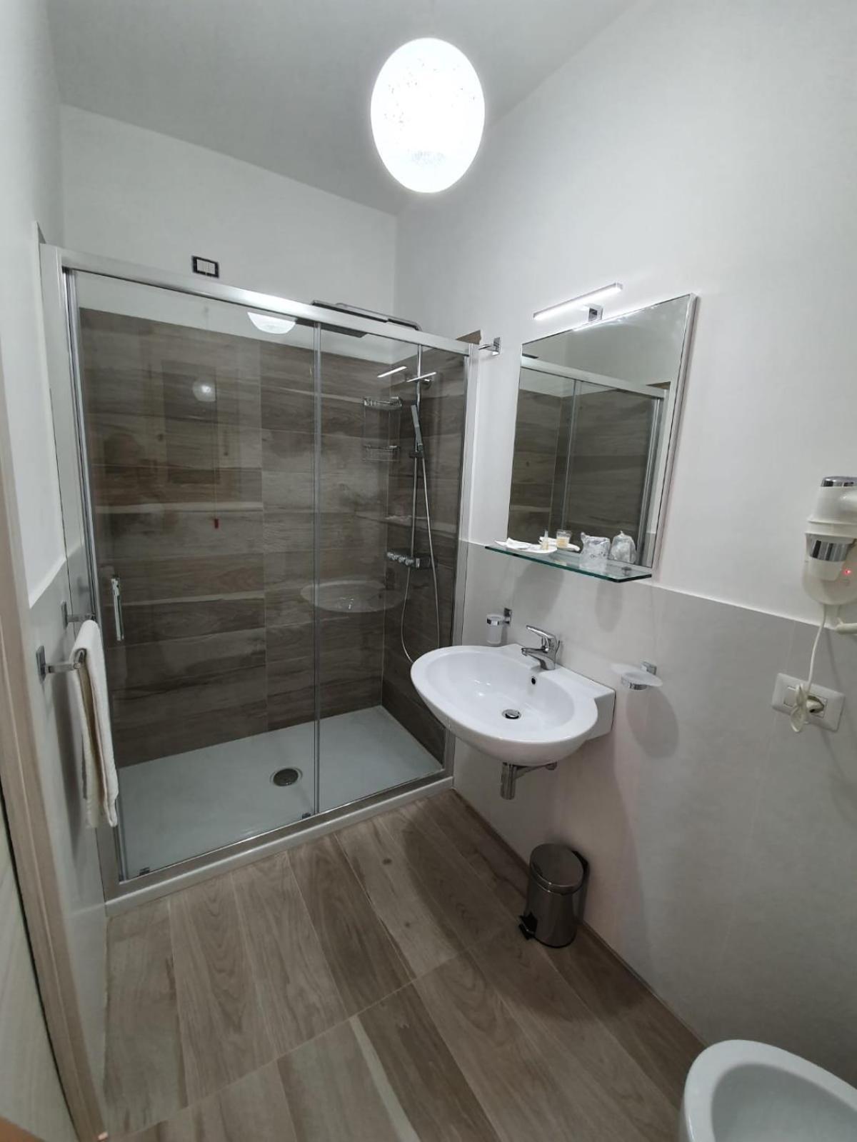 Oikia Rooms Parghelia Zewnętrze zdjęcie